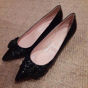 Brook Brothers Black Enamel Pumps Size 7 (Never Worn)
